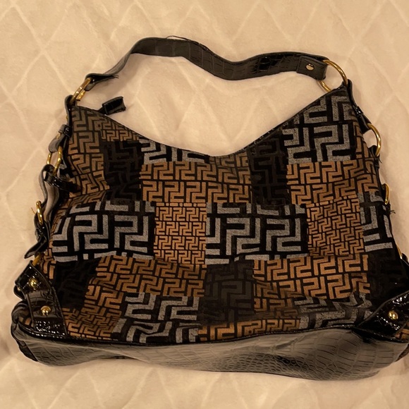 Purse - Picture 2 of 5